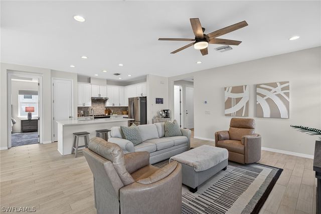 14520 Topsail DR, Naples, FL 34114