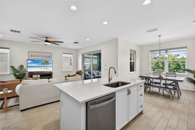 14520 Topsail DR, Naples, FL 34114