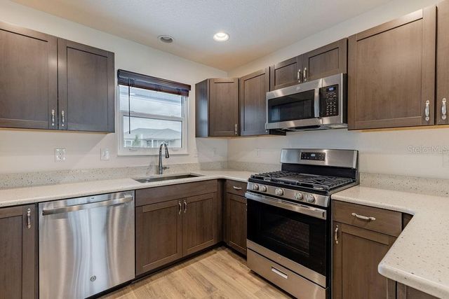 7462 SAVANNA DRIVE, The Villages, FL 32163