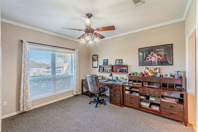 617 Parker Lane, Granbury, TX 76048