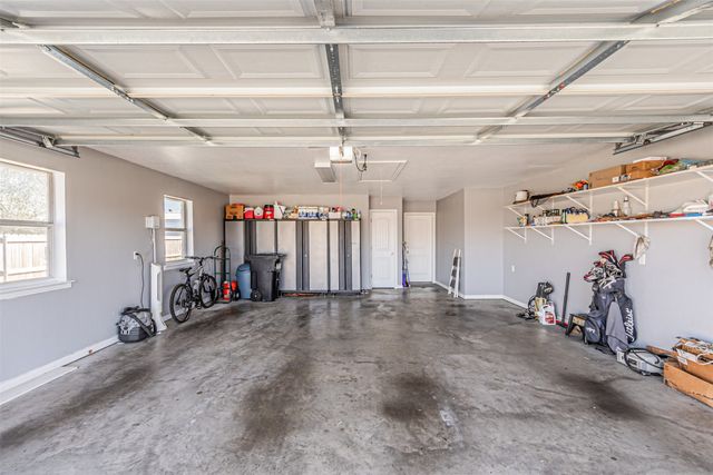 617 Parker Lane, Granbury, TX 76048