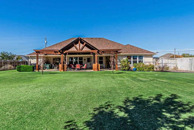 617 Parker Lane, Granbury, TX 76048