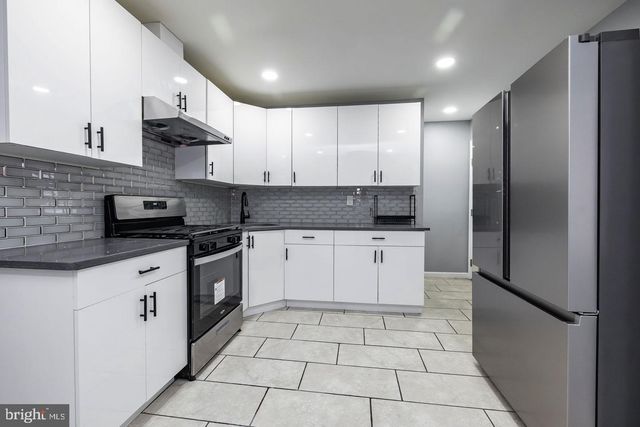 2 CARDINAL RD, Millville, NJ 08332