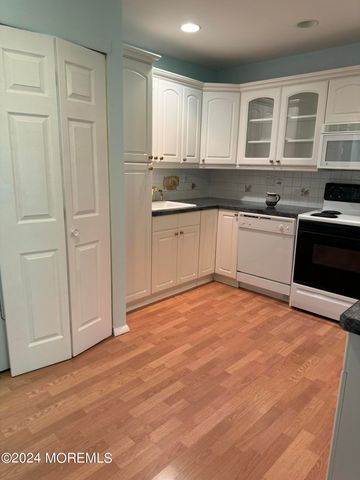 95 Lexington Court, Red Bank, NJ 07701