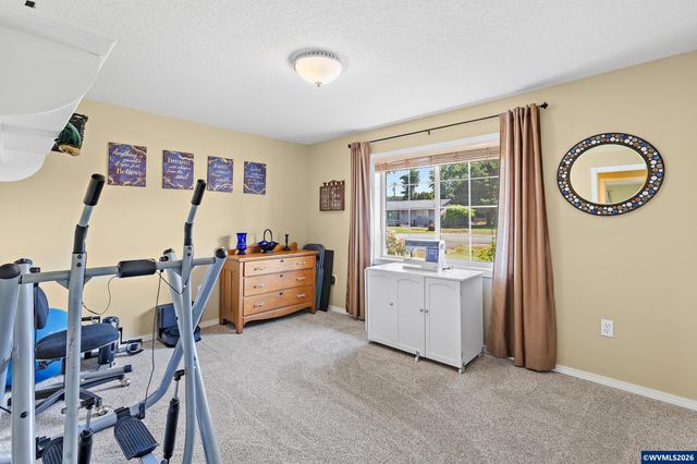 2920 Clover St NE, Albany, OR 97322