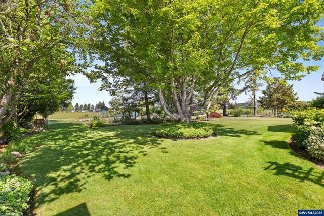 2920 Clover St NE, Albany, OR 97322