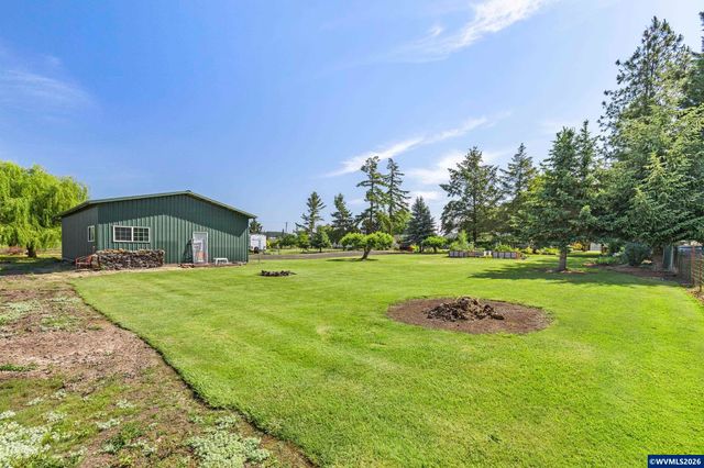 2920 Clover St NE, Albany, OR 97322