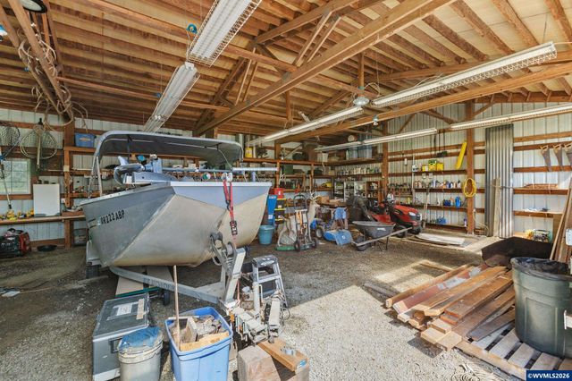 2920 Clover St NE, Albany, OR 97322