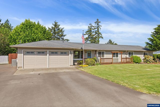 2920 Clover St NE, Albany, OR 97322