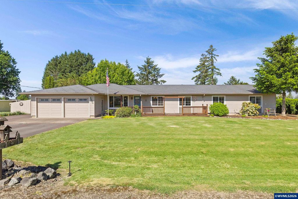 2920 Clover St NE, Albany, OR 97322