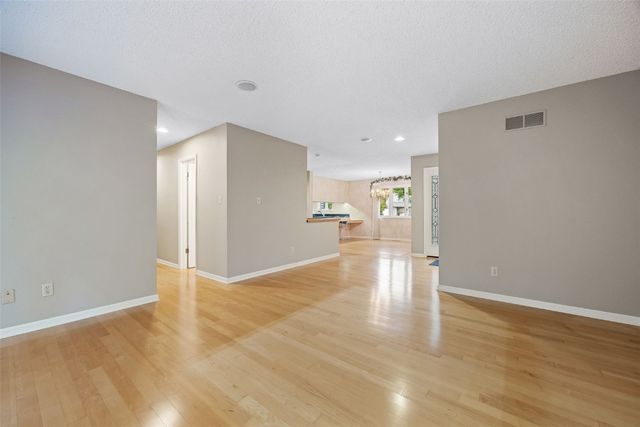 701 East Post Court SE, Cedar Rapids, IA 52403