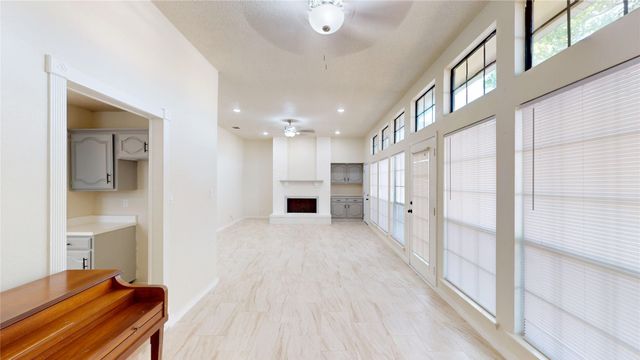 2842 Kingswood Drive, Garland, TX 75040