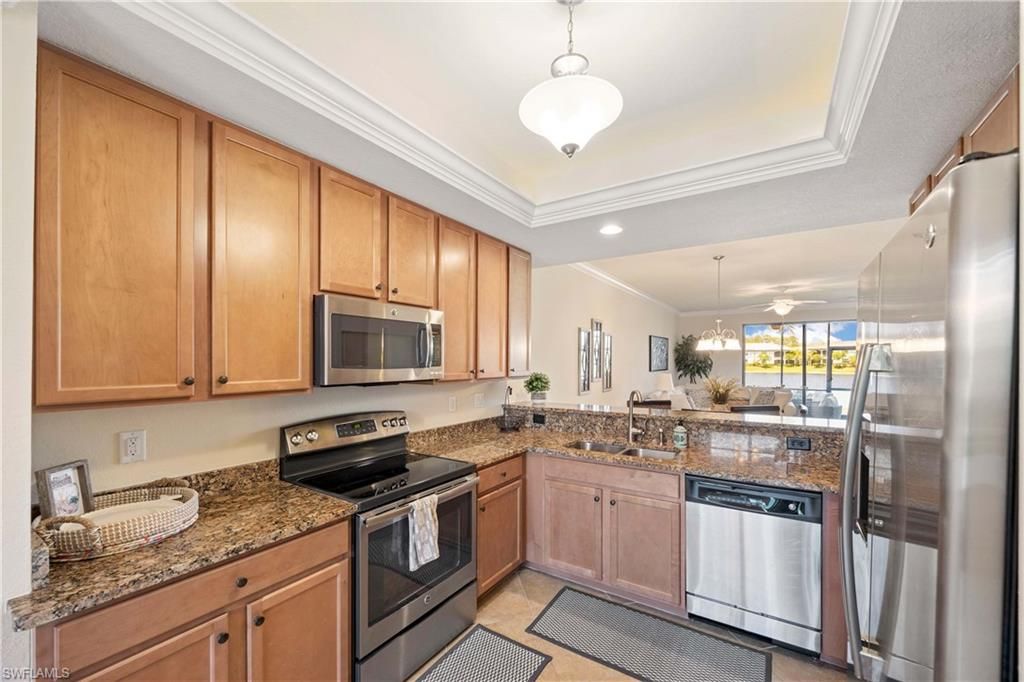 9517 Avellino WAY 2215, NAPLES, FL 34113 — photo 4