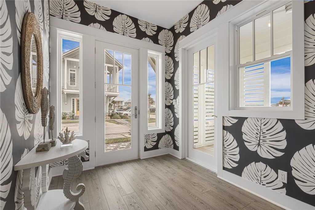 700 Sunrise Ave, Port Aransas, TX 78373 — photo 4