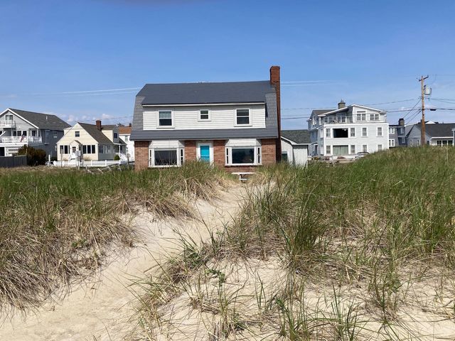 99 OCEAN Drive, Seabrook, NH 03874