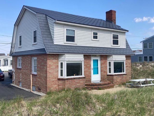 99 OCEAN Drive, Seabrook, NH 03874