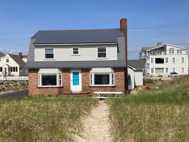 99 OCEAN Drive, Seabrook, NH 03874