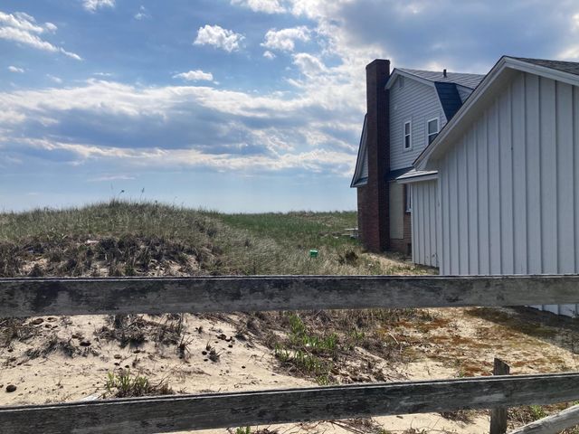 99 OCEAN Drive, Seabrook, NH 03874