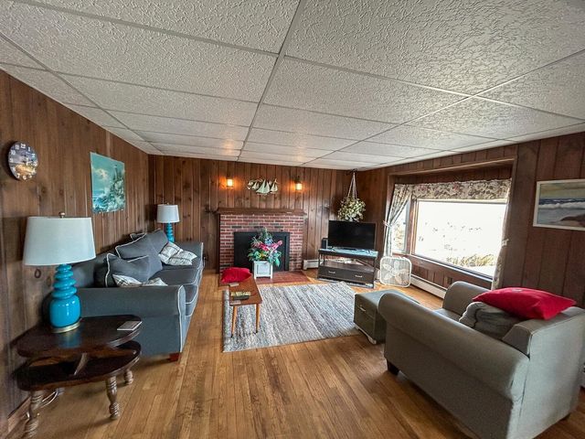 99 OCEAN Drive, Seabrook, NH 03874