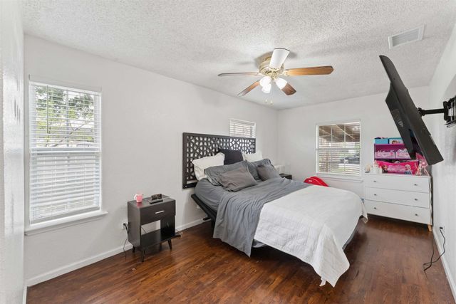 120 Norwood Street, Mesquite, TX 75149