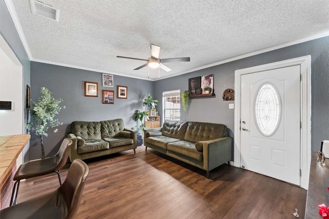 120 Norwood Street, Mesquite, TX 75149