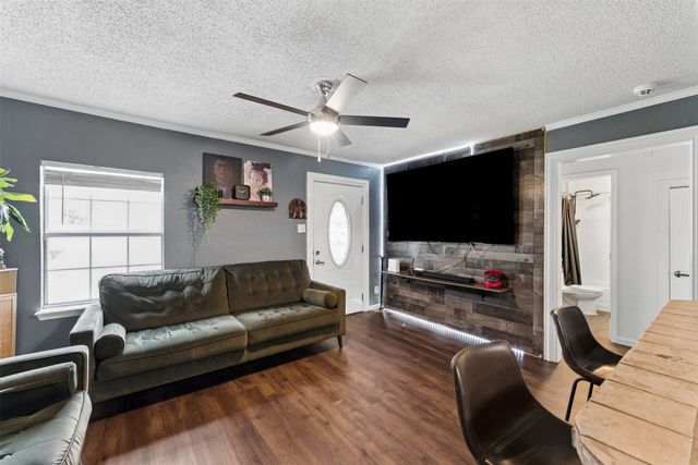 120 Norwood Street, Mesquite, TX 75149