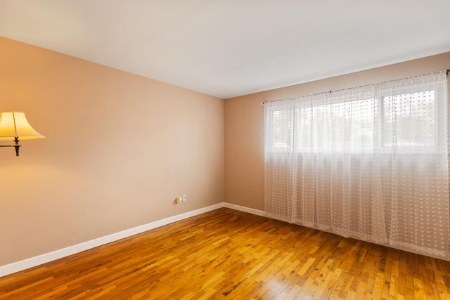 707 Garland Circle A, Kalamazoo, MI 49008