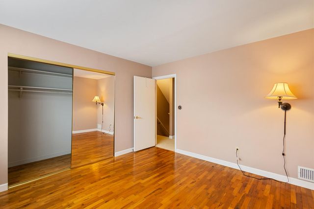 707 Garland Circle A, Kalamazoo, MI 49008