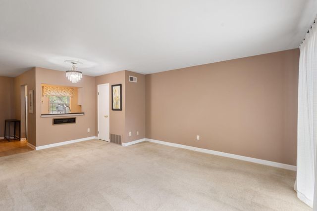 707 Garland Circle A, Kalamazoo, MI 49008