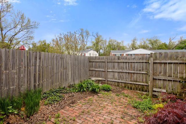 707 Garland Circle A, Kalamazoo, MI 49008