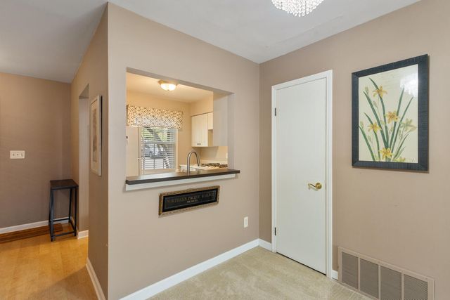 707 Garland Circle A, Kalamazoo, MI 49008