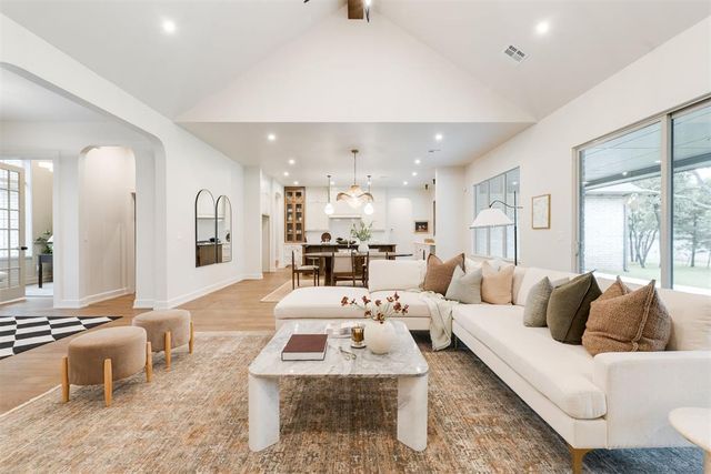 7940 Stagecoach Circle, Arcadia, OK 73007