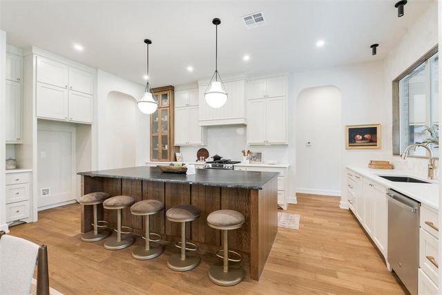 7940 Stagecoach Circle, Arcadia, OK 73007