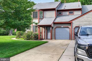 3502-B CHADBURY RD, Mount Laurel, NJ 08054