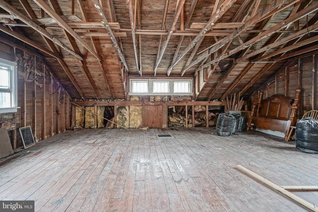 4 OAK ST, Salem, NJ 08079