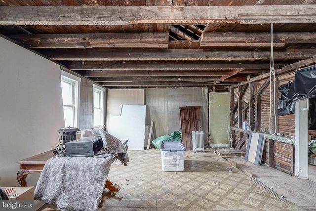 4 OAK ST, Salem, NJ 08079