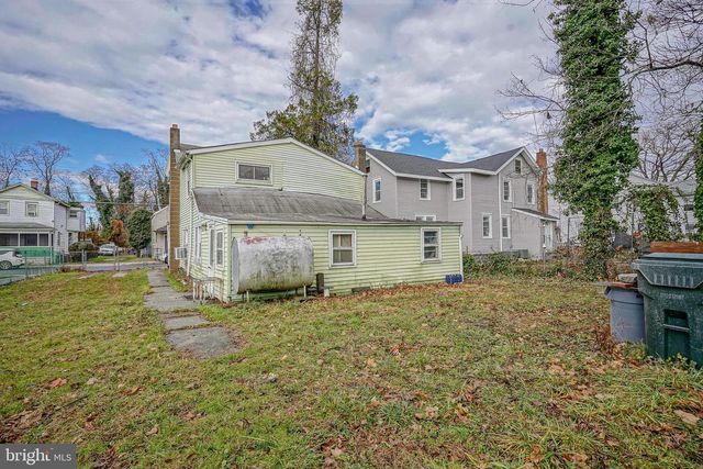 4 OAK ST, Salem, NJ 08079