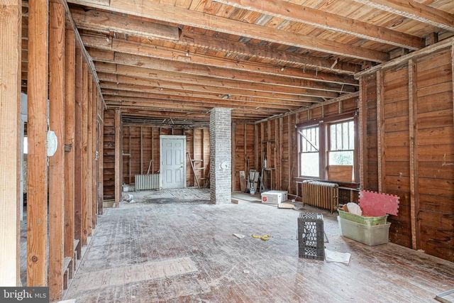 4 OAK ST, Salem, NJ 08079