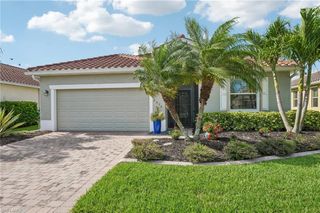 2536 Laurentina LN, Cape Coral, FL 33909
