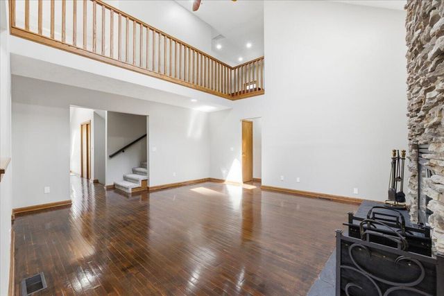 19677 DEER RUN Lane, Council Bluffs, IA 51503