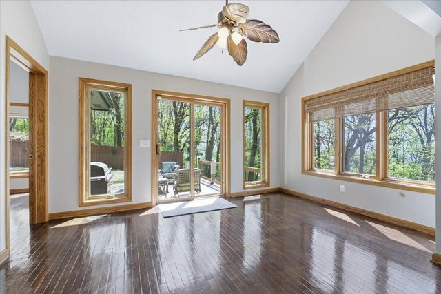 19677 DEER RUN Lane, Council Bluffs, IA 51503