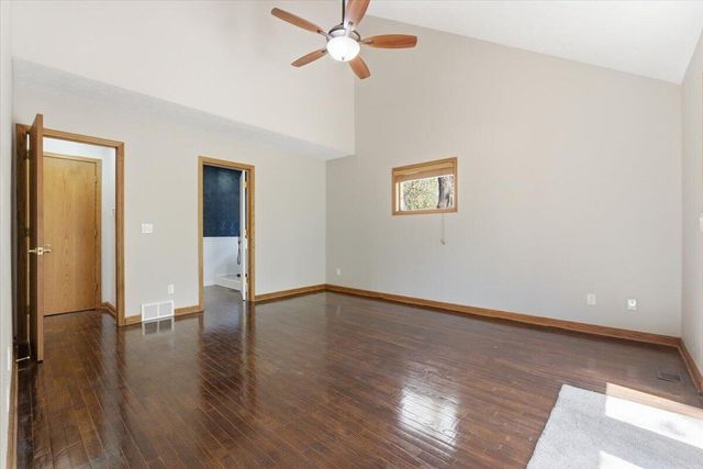 19677 DEER RUN Lane, Council Bluffs, IA 51503