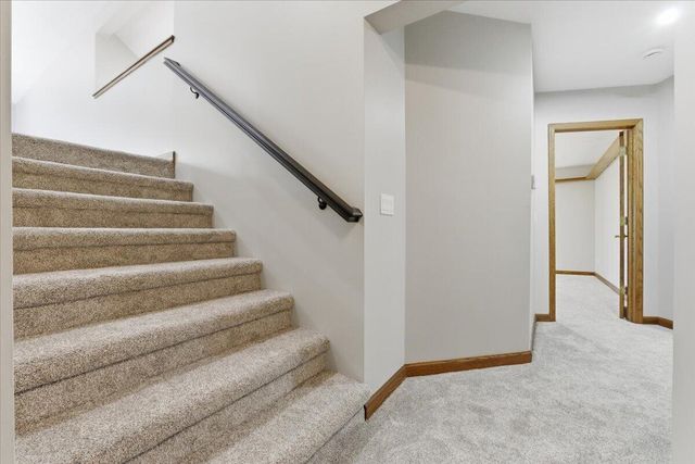19677 DEER RUN Lane, Council Bluffs, IA 51503