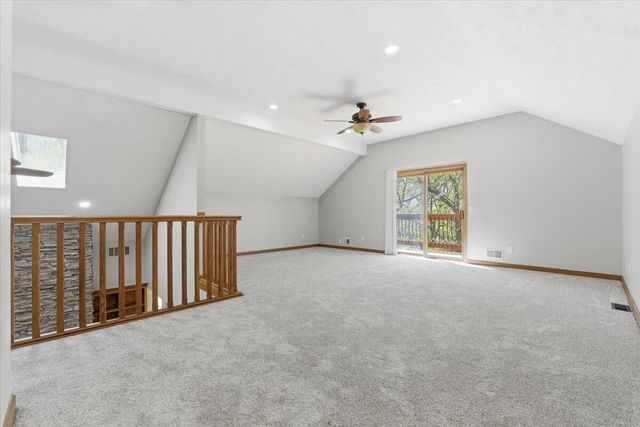 19677 DEER RUN Lane, Council Bluffs, IA 51503