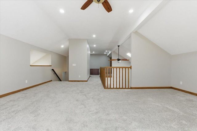 19677 DEER RUN Lane, Council Bluffs, IA 51503