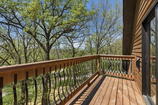 19677 DEER RUN Lane, Council Bluffs, IA 51503