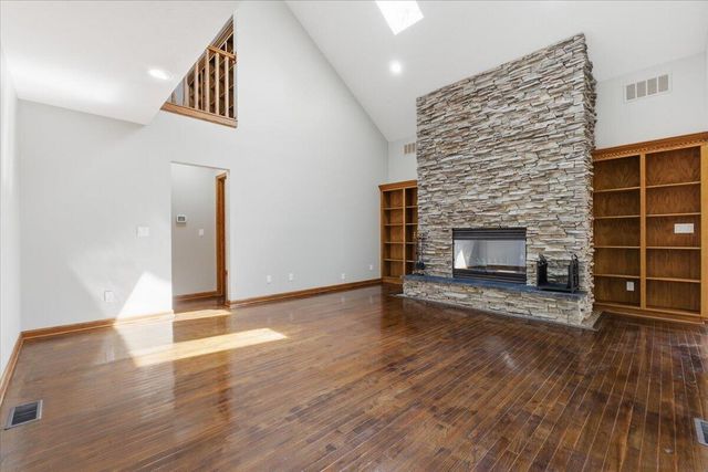 19677 DEER RUN Lane, Council Bluffs, IA 51503