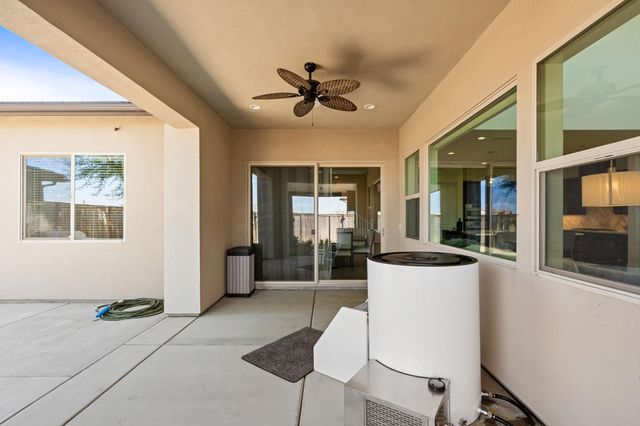 874 Overstone Avenue, Madera, CA 93636