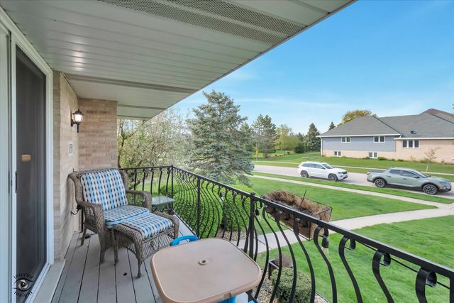 10501 Eagle Ridge Drive, Orland Park, IL 60467