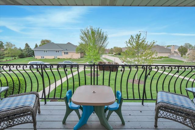 10501 Eagle Ridge Drive, Orland Park, IL 60467